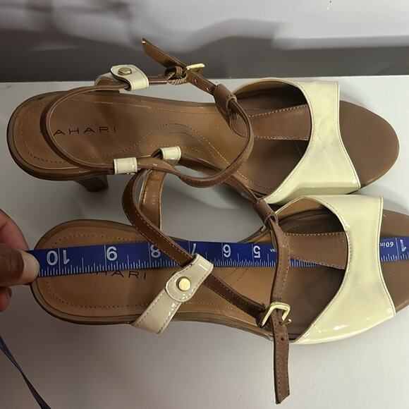 Tahari Betsy T- strap Patent Leather Sandal size 9.5 Cream and Tan GUC - Picture 9 of 9